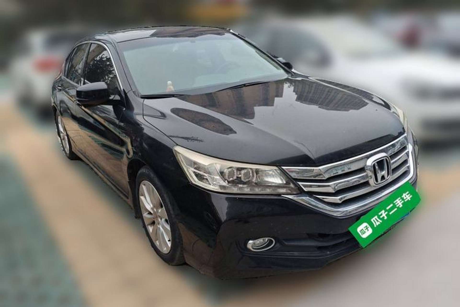 Used Honda Accord 2014 2.4L EX Luxury Edition Front Right 45 Deg