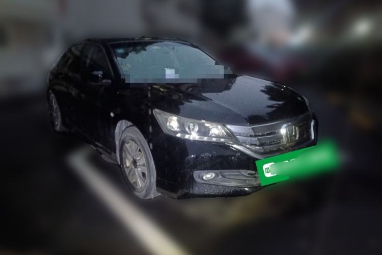 Used Honda Accord 2014 2.0L LX Comfort Edition Front Right 45 Deg