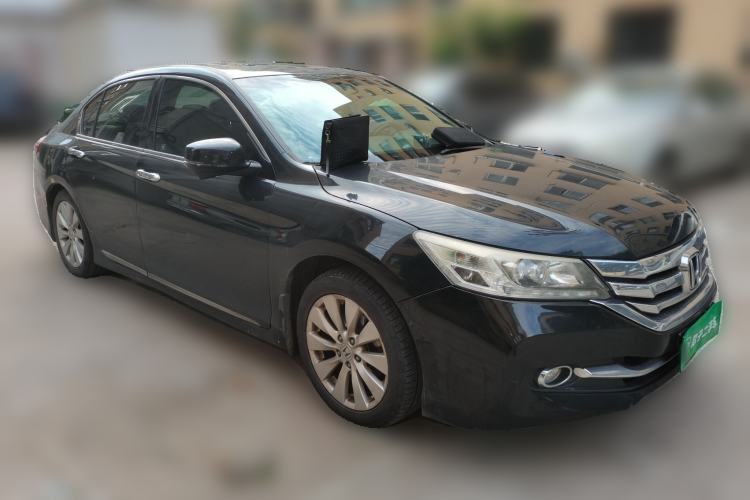 Used Honda Accord 2014 2.4L EXN Luxury Navigation Edition Front Right 45 Deg