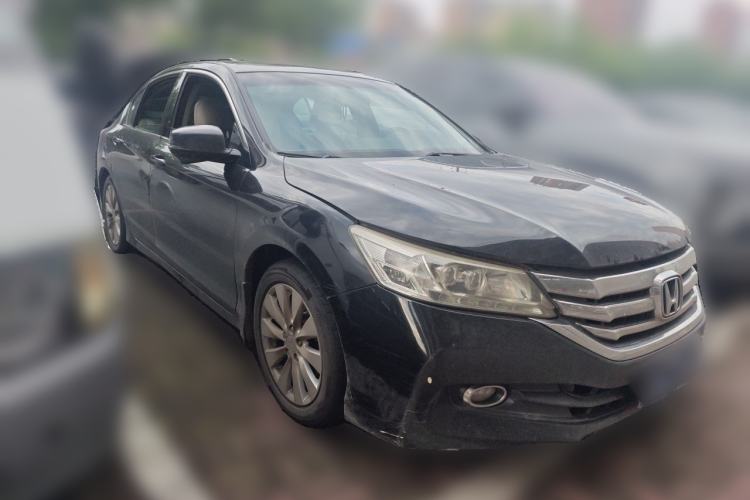 Used Honda Accord 2014 2.4L EX Luxury Edition Front Right 45 Deg