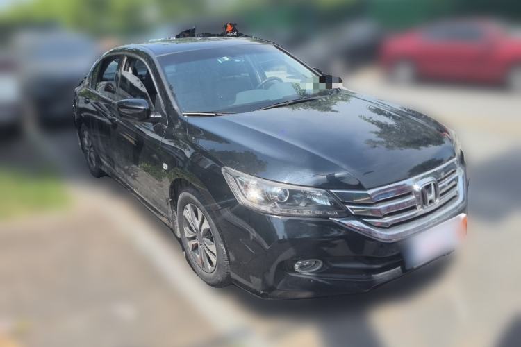 Used Honda Accord 2014 2.0L EX Luxury Edition Front Right 45 Deg