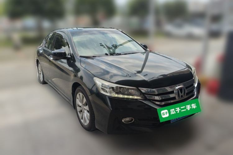 Used Honda Accord 2014 2.4L EX Luxury Edition Front Right 45 Deg