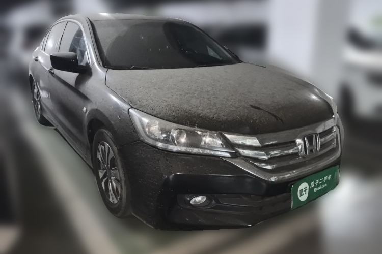 Used Honda Accord 2014 2.0L EX Luxury Edition Front Right 45 Deg