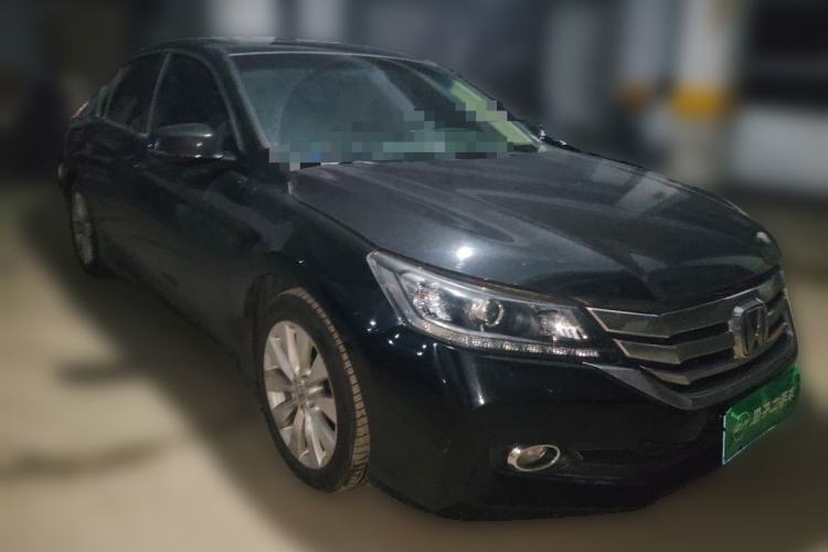 Used Honda Accord 2014 2.4L LX Comfort Edition Front Right 45 Deg