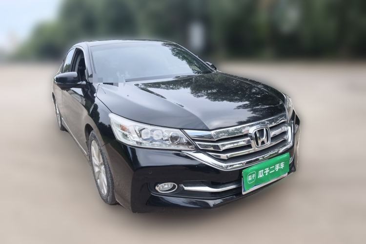 Used Honda Accord 2014 2.4L EX Luxury Edition Front Right 45 Deg