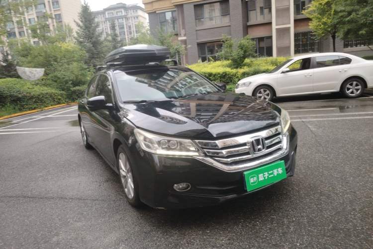 Used Honda Accord 2014 2.4L EX Luxury Edition Front Right 45 Deg