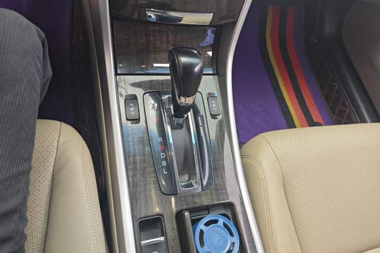 Used Honda Accord 2014 2.4L EX Luxury Edition Gear Lever