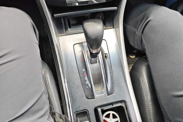 Used Honda Accord 2014 2.0L LX Comfort Edition Gear Lever
