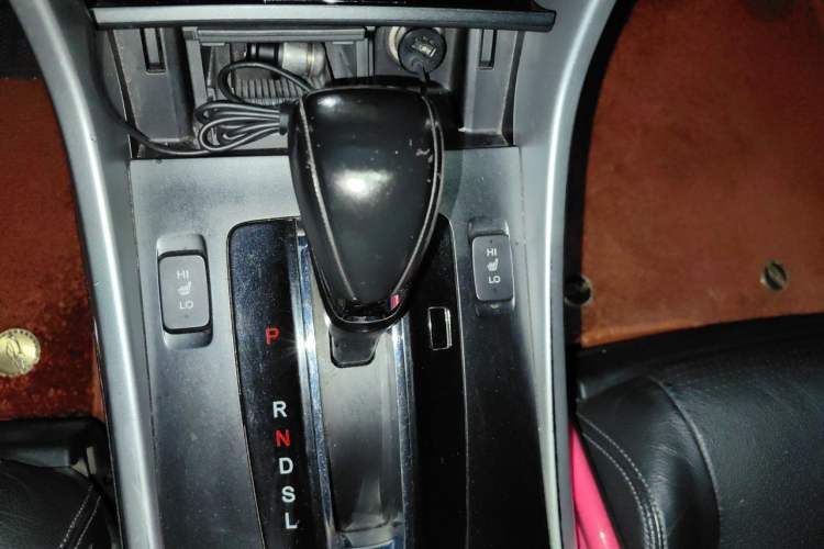 Used Honda Accord 2014 2.0L EX Luxury Edition Gear Lever