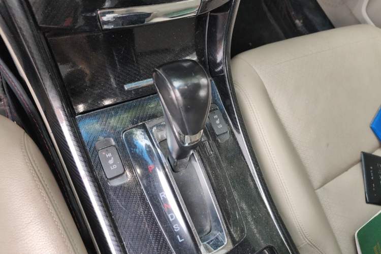 Used Honda Accord 2014 2.0L EX Luxury Edition Gear Lever