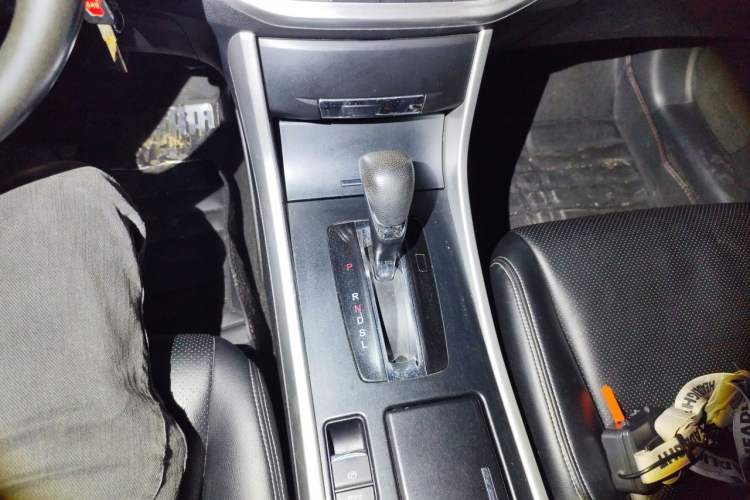 Used Honda Accord 2014 2.0L LX Comfort Edition Gear Lever