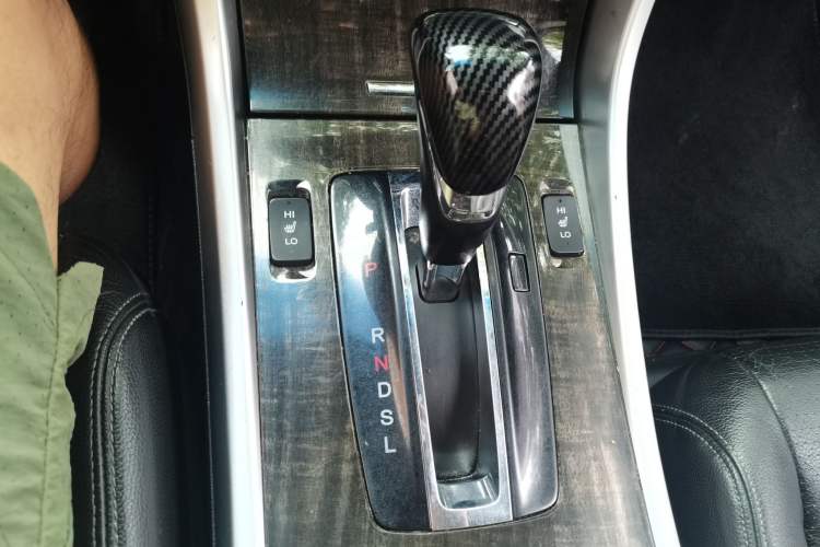Used Honda Accord 2014 2.4L EX Luxury Edition Gear Lever