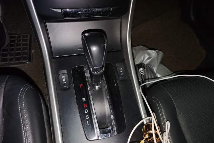 Used Honda Accord 2014 2.0L EX Luxury Edition Gear Lever