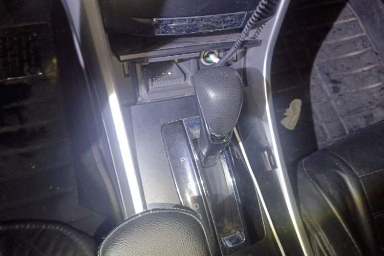 Used Honda Accord 2014 2.0L LX Comfort Edition Gear Lever