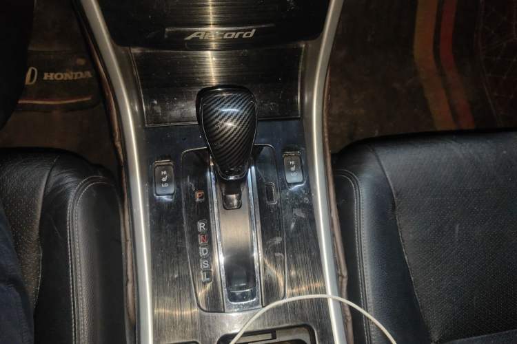 Used Honda Accord 2014 2.0L EX Luxury Edition Gear Lever