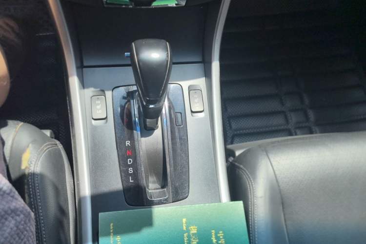 Used Honda Accord 2014 2.0L EX Luxury Edition Gear Lever