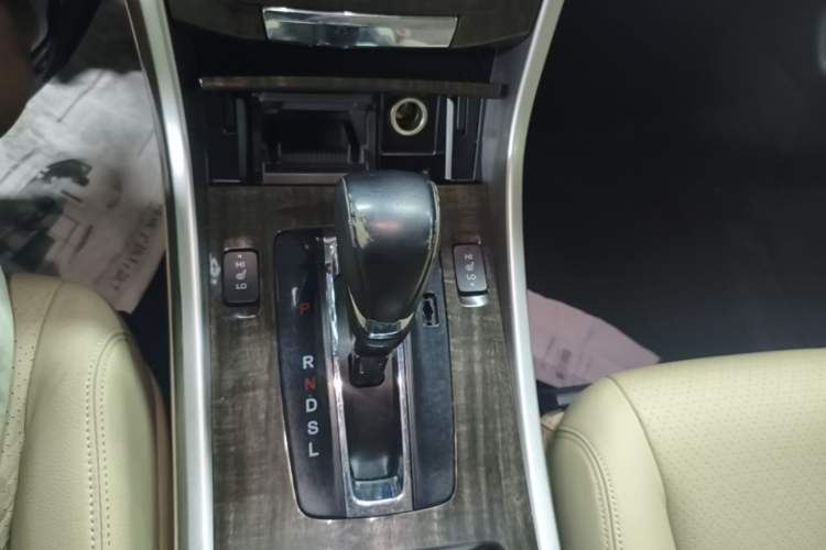 Used Honda Accord 2014 2.4L EX Luxury Edition Gear Lever