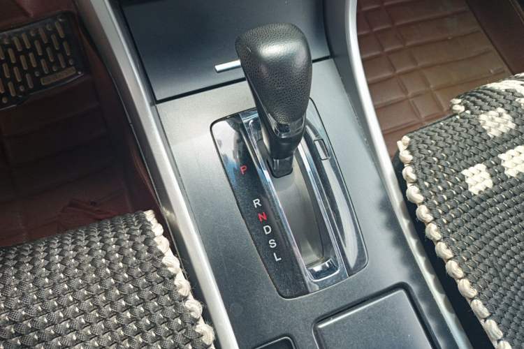 Used Honda Accord 2014 2.0L LX Comfort Edition Gear Lever