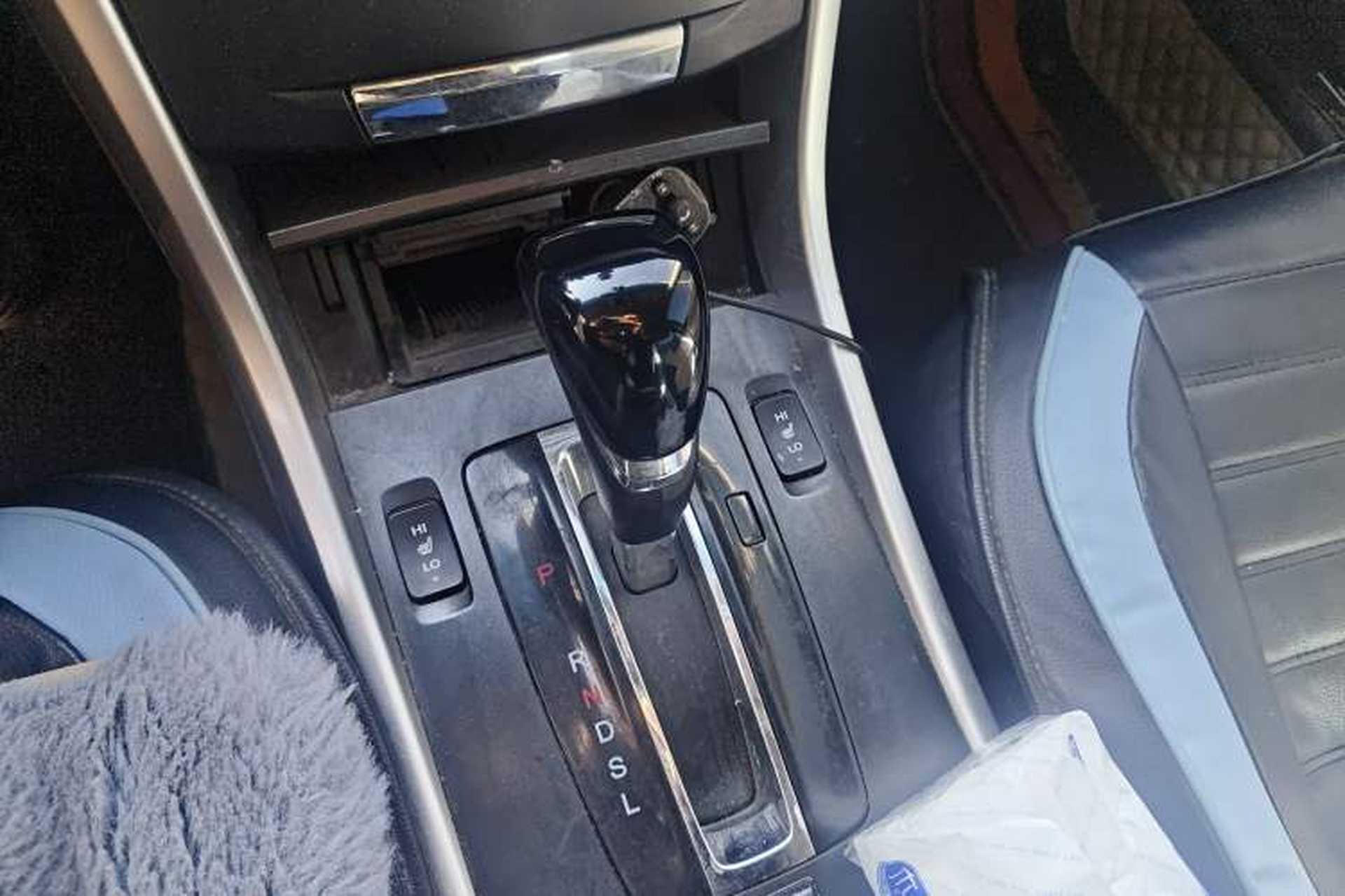 Used Honda Accord 2014 2.0L EX Luxury Edition Gear Lever