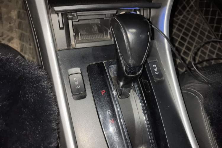 Used Honda Accord 2014 2.0L EX Luxury Edition Gear Lever