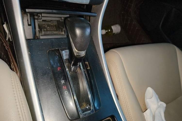 Used Honda Accord 2014 2.0L LX Comfort Edition Gear Lever