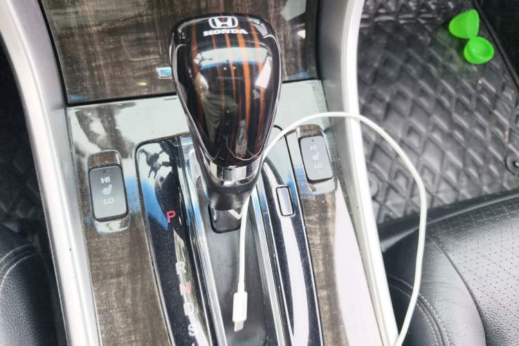 Used Honda Accord 2014 2.4L EX Luxury Edition Gear Lever
