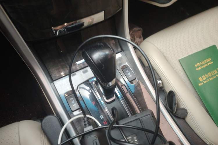 Used Honda Accord 2014 2.4L EX Luxury Edition Gear Lever