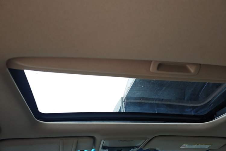 Used Honda Accord 2014 2.4L EXN Luxury Navigation Edition Headliner