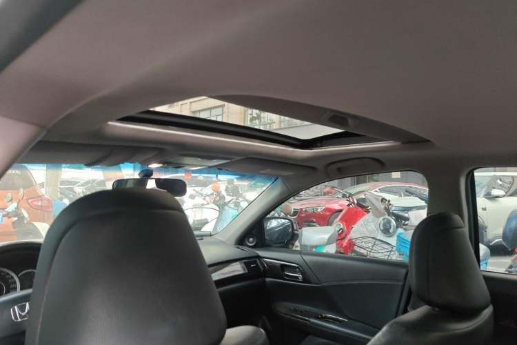 Used Honda Accord 2014 2.4L EX Luxury Edition Headliner