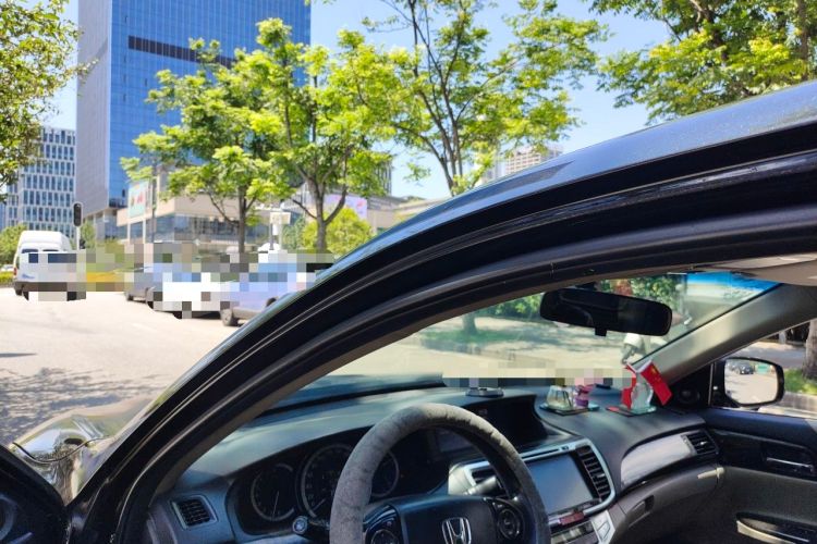 Used Honda Accord 2014 2.4L EX Luxury Edition Headliner