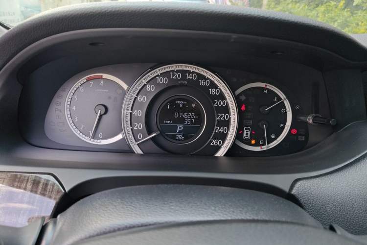 Used Honda Accord 2014 2.4L EX Luxury Edition Instrument Cluster