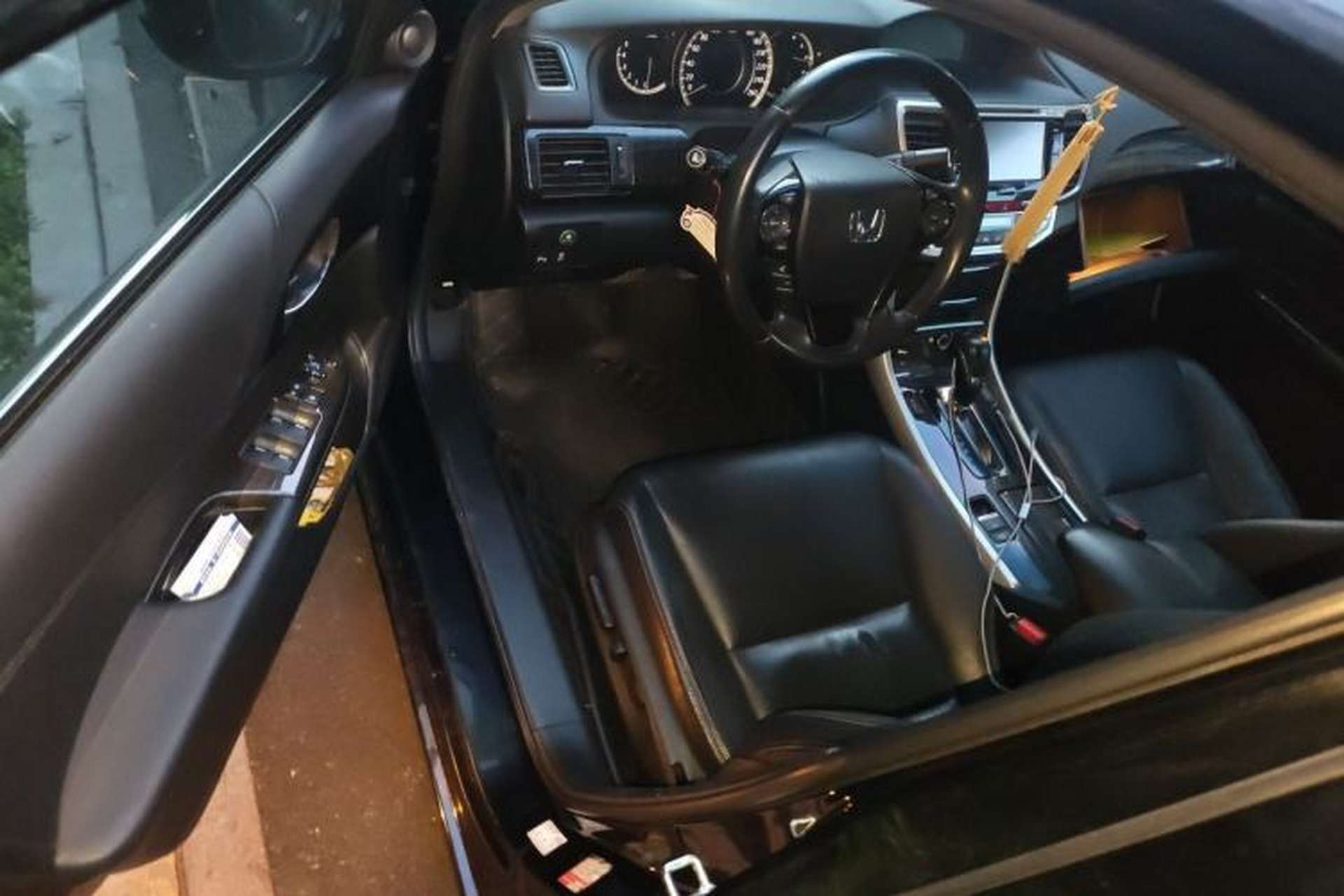 Used Honda Accord 2014 2.4L EX Luxury Edition Interior 3