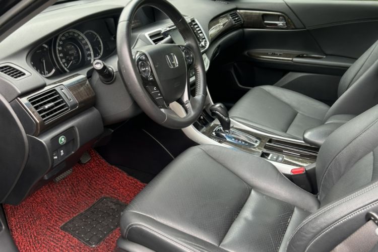 Used Honda Accord 2014 2.4L EXN Luxury Navigation Edition Interior 5