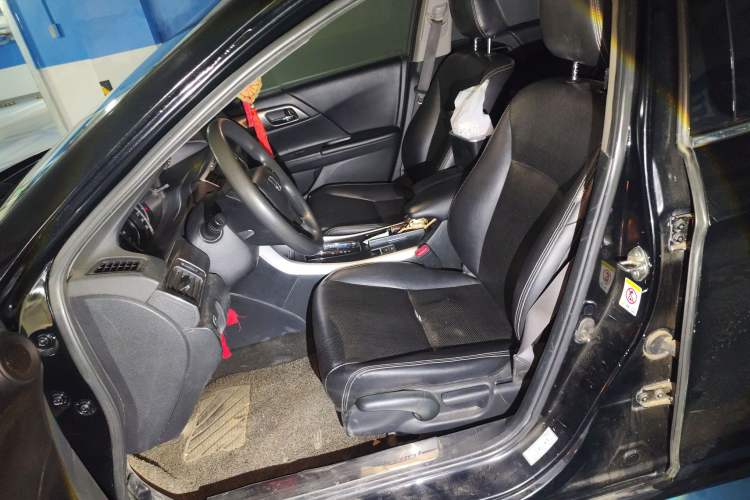 Used Honda Accord 2014 2.0L LX Comfort Edition Left Front Seat
