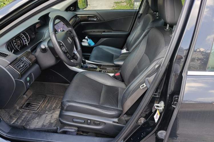 Used Honda Accord 2014 2.4L EX Luxury Edition Left Front Seat