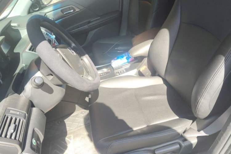 Used Honda Accord 2014 2.0L LX Comfort Edition Left Front Seat