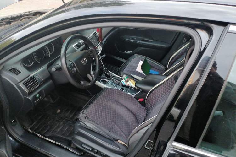 Used Honda Accord 2014 2.0L EX Luxury Edition Left Front Seat
