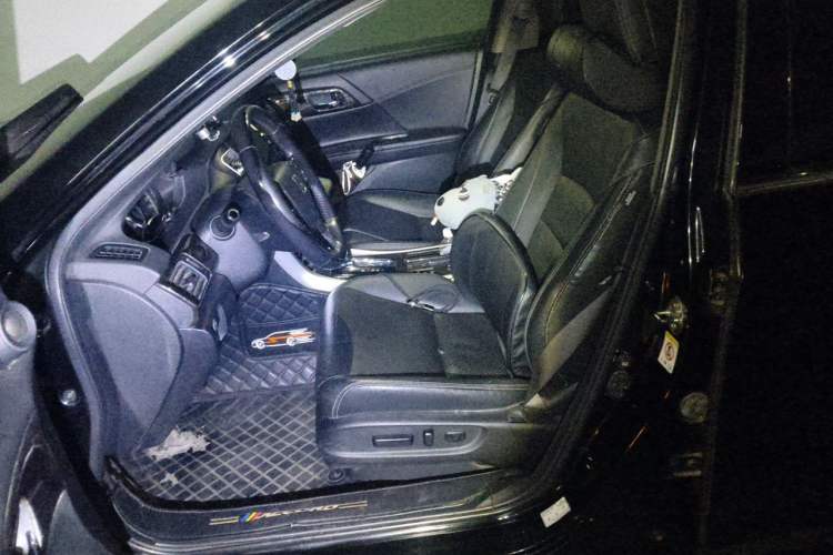 Used Honda Accord 2014 2.4L EX Luxury Edition Left Front Seat