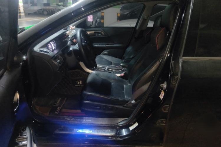 Used Honda Accord 2014 2.0L EX Luxury Edition Left Front Seat
