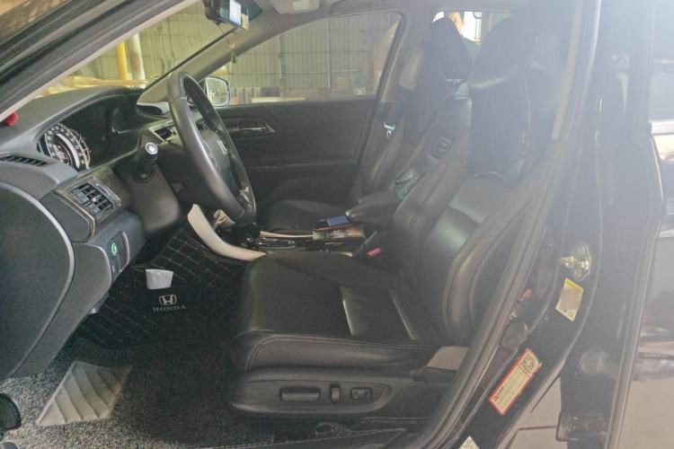 Used Honda Accord 2014 2.4L EX Luxury Edition Left Front Seat