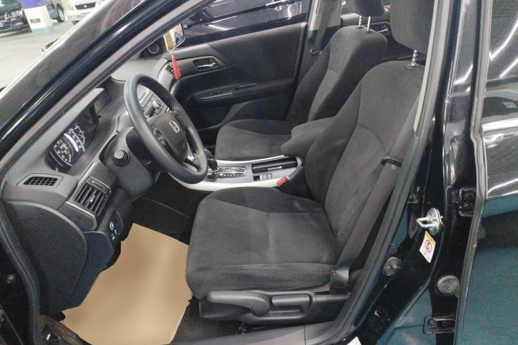 Used Honda Accord 2014 2.0L LX Comfort Edition Left Front Seat