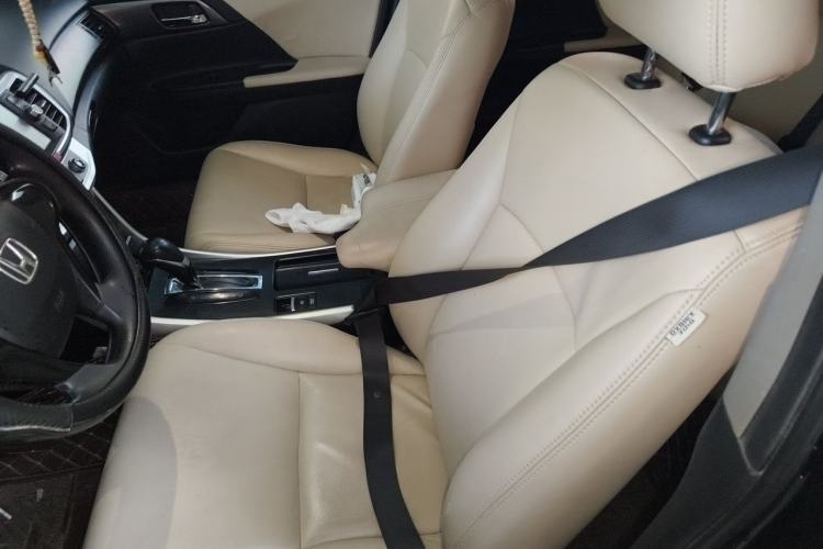 Used Honda Accord 2014 2.0L LX Comfort Edition Left Front Seat