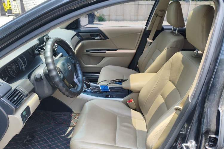Used Honda Accord 2014 2.0L EX Luxury Edition Left Front Seat