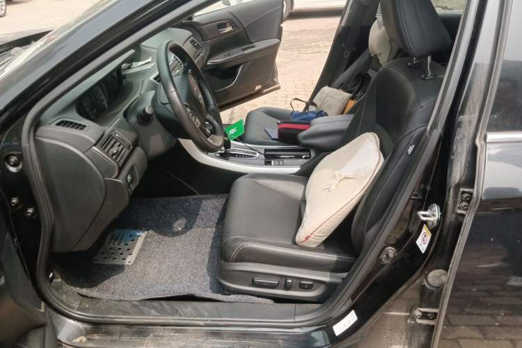Used Honda Accord 2014 2.0L EX Luxury Edition Left Front Seat