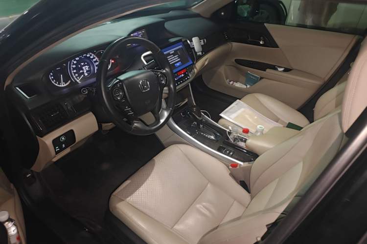 Used Honda Accord 2014 2.4L EX Luxury Edition Left Front Seat