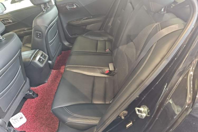 Used Honda Accord 2014 2.4L EXN Luxury Navigation Edition Left Rear Seat