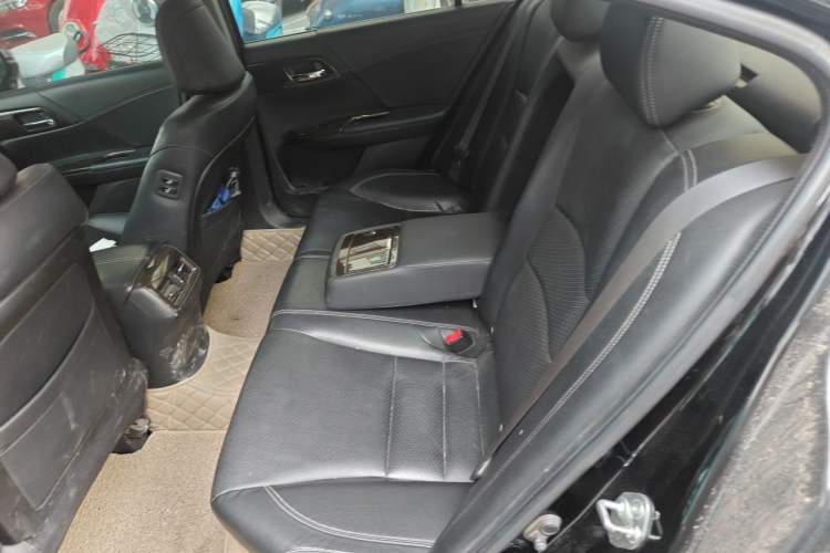 Used Honda Accord 2014 2.4L EX Luxury Edition Left Rear Seat