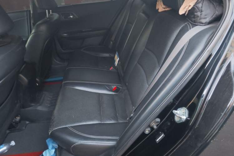 Used Honda Accord 2014 2.0L EX Luxury Edition Left Rear Seat