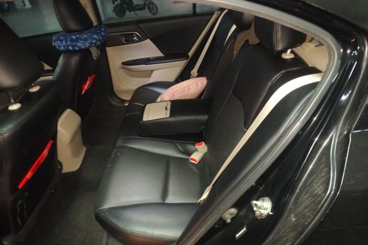 Used Honda Accord 2014 2.0L LX Comfort Edition Left Rear Seat