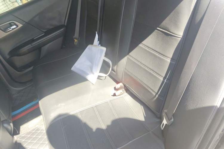 Used Honda Accord 2014 2.0L LX Comfort Edition Left Rear Seat